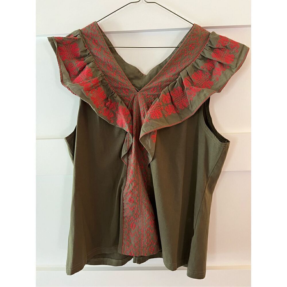 New Reath & Wren v-neck olive red embroidery Sleveless Blouse Ruffle Front